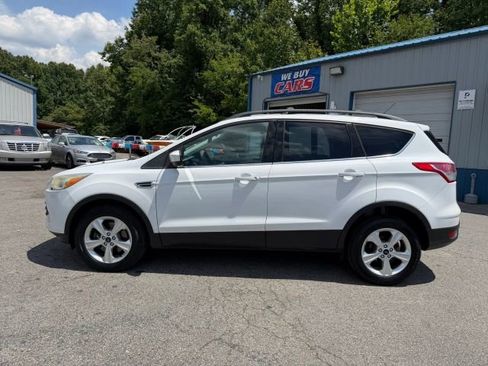 Used 2013 Ford Escape SE FWD image 2