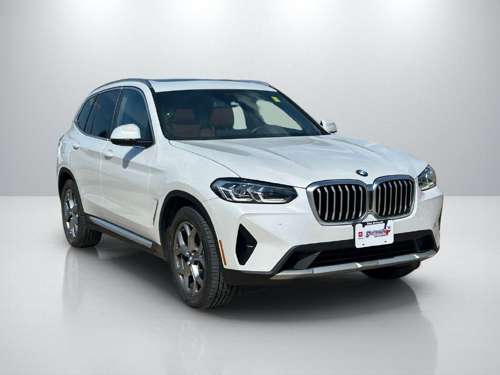 Used 2022 BMW X3 sDrive30i w/ Premium Package 2 (ZPA) RWD image 3