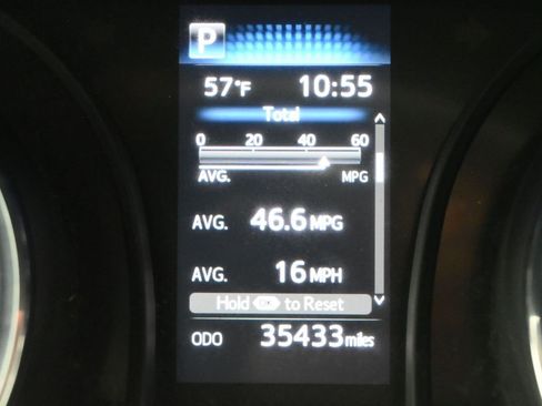 Certified 2019 Toyota Camry LE image 16