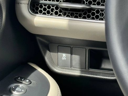 Certified 2026 Honda HR-V EX-L image 20