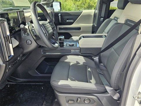 New 2026 GMC Hummer EV 2X image 9