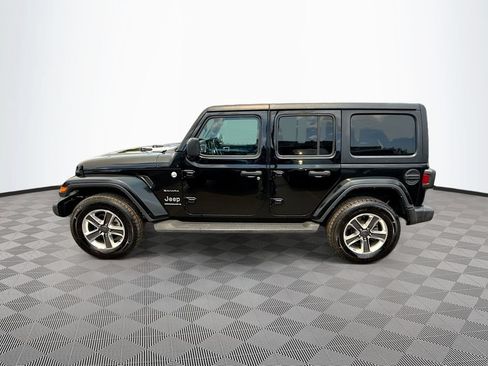 Used 2023 Jeep Wrangler Unlimited Sahara w/ Cold Weather Group AWD/4WD image 9