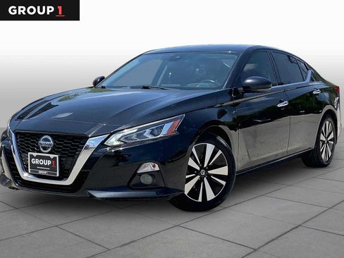 Used 2019 Nissan Altima 2.5 SV FWD image 1
