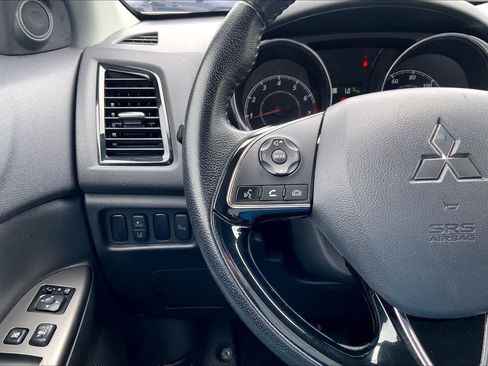 Used 2024 Mitsubishi Outlander Sport SE AWD/4WD image 23