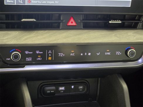 Used 2025 Kia Sportage X-Line w/ Premium Package image 32