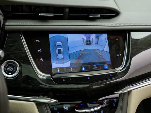 Used 2021 Cadillac XT6 Premium Luxury image 25