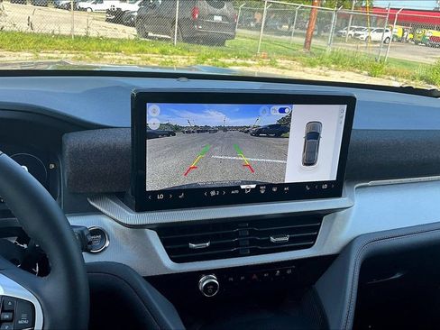 New 2026 Ford Explorer Active AWD/4WD image 21