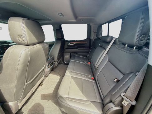 Used 2023 GMC Sierra 1500 Denali w/ Denali Reserve Package AWD/4WD image 19