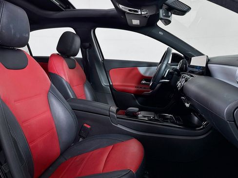 Used 2022 Mercedes-Benz A 220 image 6