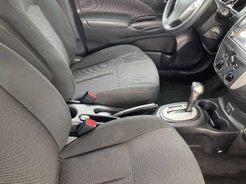 Used 2019 Nissan Versa SV FWD image 33