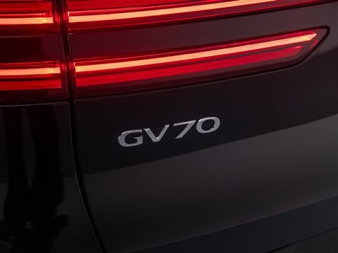 New 2026 Genesis GV70 2.5T Sport Prestige AWD/4WD image 15