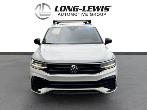 Certified 2023 Volkswagen Tiguan SE R-Line FWD image 11