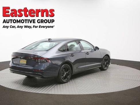 Used 2025 Honda Accord SE image 41