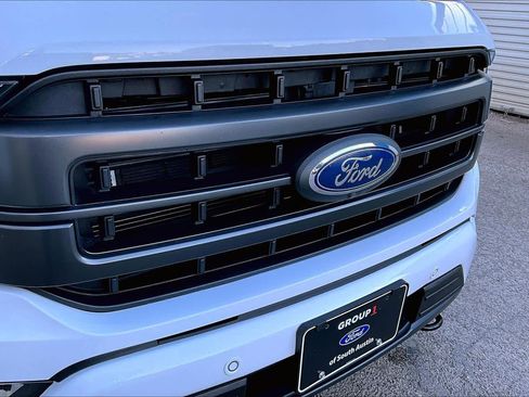 Certified 2022 Ford F150 Lariat w/ Equipment Group 502A High image 30