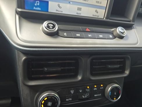 Used 2023 Ford Maverick XLT w/ Black Appearance Package FWD image 12