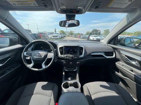 Used 2024 GMC Terrain SLE w/ Driver Convenience Package AWD/4WD image 21