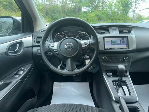 Used 2019 Nissan Sentra S FWD image 14