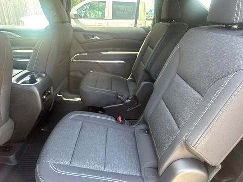 New 2026 Chevrolet Traverse LT w/ Driver Confidence Package FWD image 23