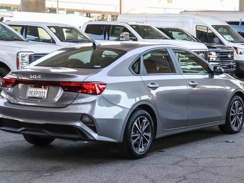 Used 2024 Kia Forte LXS image 4