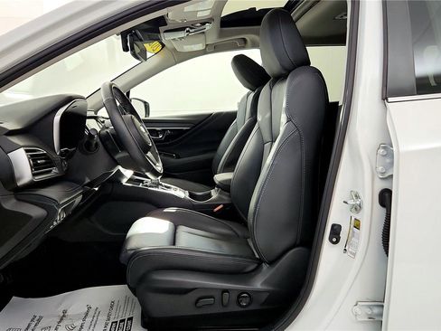 Used 2023 Subaru Outback Limited image 25