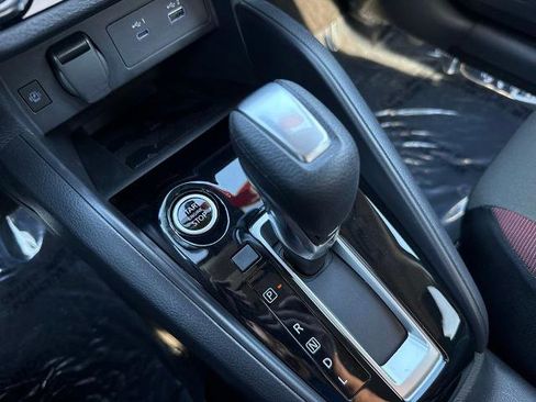 Certified 2025 Nissan Versa SR w/ Trunk Package image 28