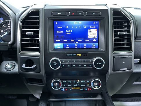 Used 2021 Ford Expedition XLT image 21