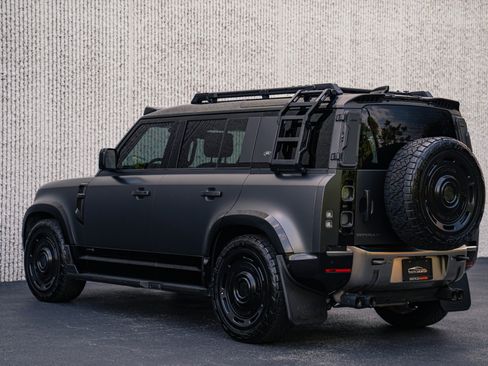Used 2021 Land Rover Defender 110 X AWD/4WD image 13