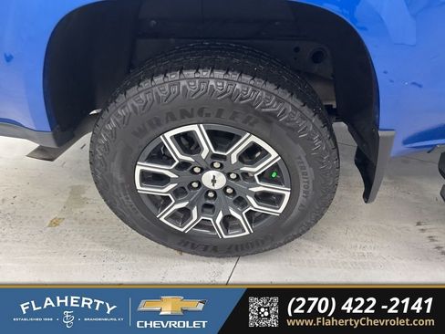 Used 2023 Chevrolet Colorado Z71 w/ Advanced Trailering Package image 16