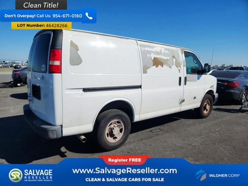 Used 2009 Chevrolet Express 3500 image 4