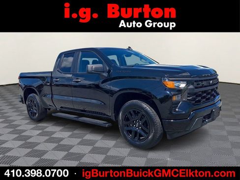 Certified 2024 Chevrolet Silverado 1500 Custom AWD/4WD image 1