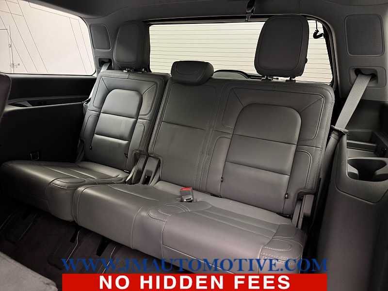 Used 2021 Lincoln Navigator Reserve w/ Luxury Package AWD/4WD image 17