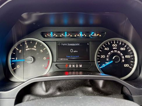 Used 2017 Ford F150 XLT w/ Equipment Group 302A Luxury image 18