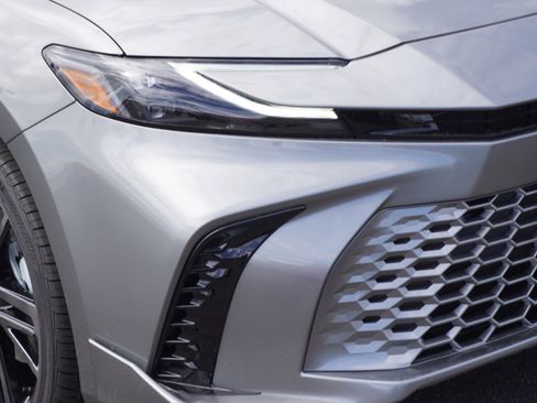 New 2026 Toyota Camry XSE AWD/4WD image 3