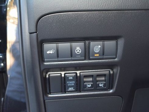 Used 2024 INFINITI QX80 Sensory image 19