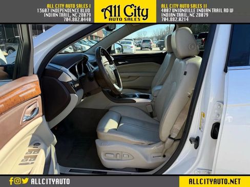 Used 2010 Cadillac SRX Premium image 9