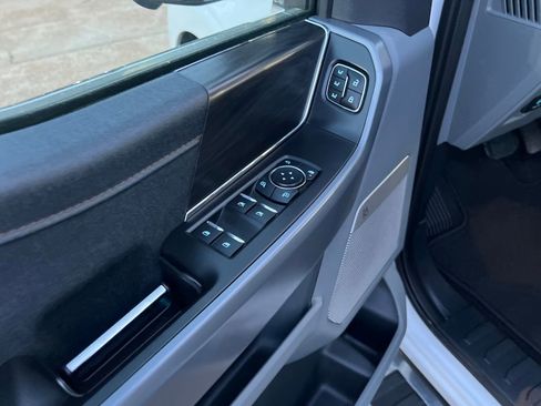 Used 2024 Ford F150 Lariat w/ Tow/Haul Package image 19