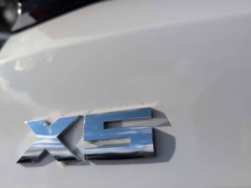 New 2026 BMW X5 M60i w/ Climate Comfort Package image 13