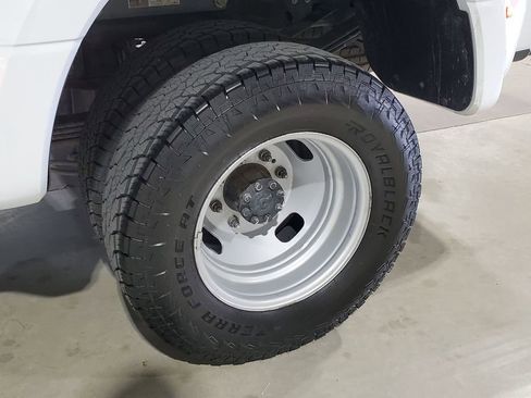 Used 2022 Ford F350 XL w/ STX Appearance Package image 32