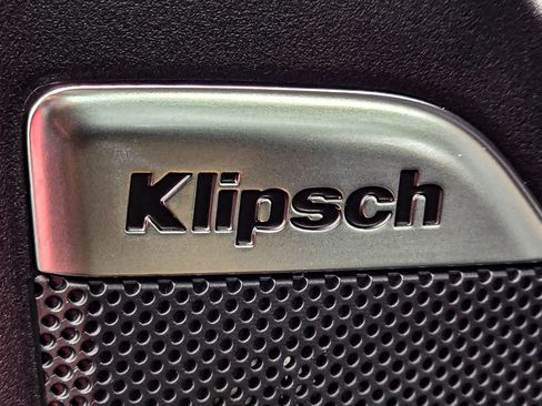 New 2026 INFINITI QX80 Luxe image 16