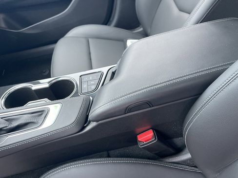 Used 2022 Cadillac CT4 Luxury w/ Cold Weather Package image 15