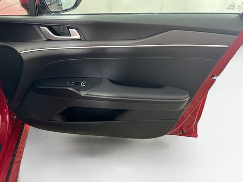 Used 2025 Kia K5 LXS image 31