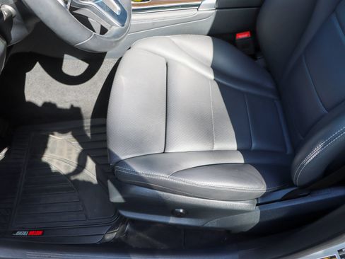 Used 2020 Mercedes-Benz GLC 300 image 16