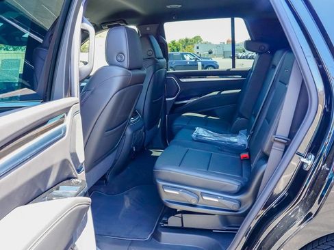 New 2026 Cadillac Escalade 4WD image 9