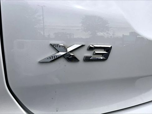 Used 2022 BMW X3 xDrive30i w/ Premium Package 2 image 9