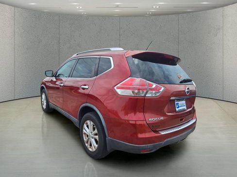 Used 2016 Nissan Rogue SV FWD image 3