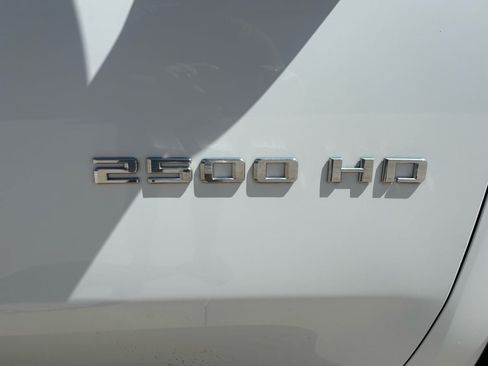 Used 2021 Chevrolet Silverado 2500 W/T w/ WT Fleet Convenience Package AWD/4WD image 11