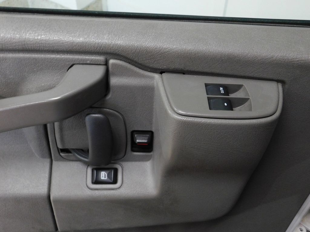Used 2021 Chevrolet Express 2500 w/ Driver Convenience Package RWD image 30
