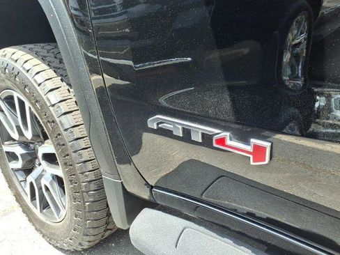 Used 2024 GMC Sierra 1500 AT4 w/ Technology Package AWD/4WD image 12