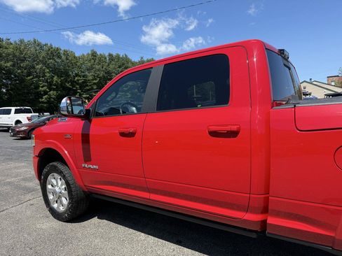 Used 2022 RAM 2500 Laramie AWD/4WD image 9