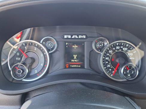 Used 2024 RAM 3500 Big Horn image 18